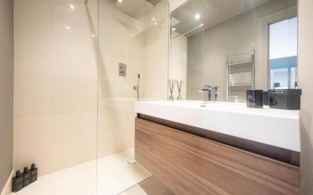 Luxury 2-bed House in Cheltenham