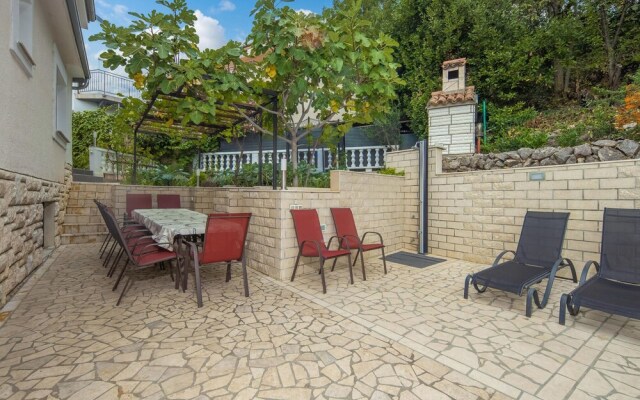 Beautiful Home in Crikvenica With Wifi and 2 Bedrooms