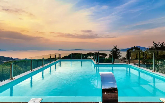 Villa Trionfo Spa by Myvillacollection