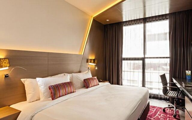 Hyatt Place Bangkok Sukhumvit 1