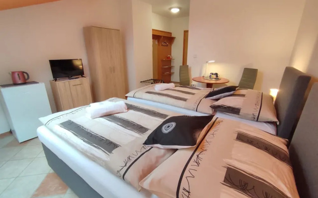 Hotel 28