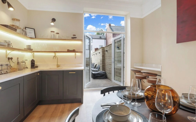 St Georges Apartment- North East Escapes