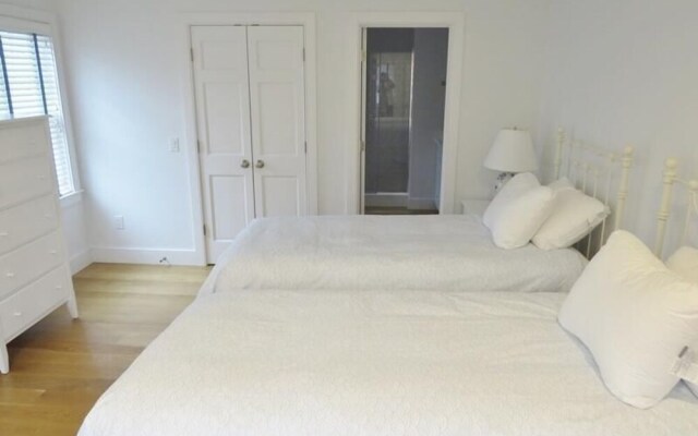 65 Moonpenny Lane - Eight Bedroom House