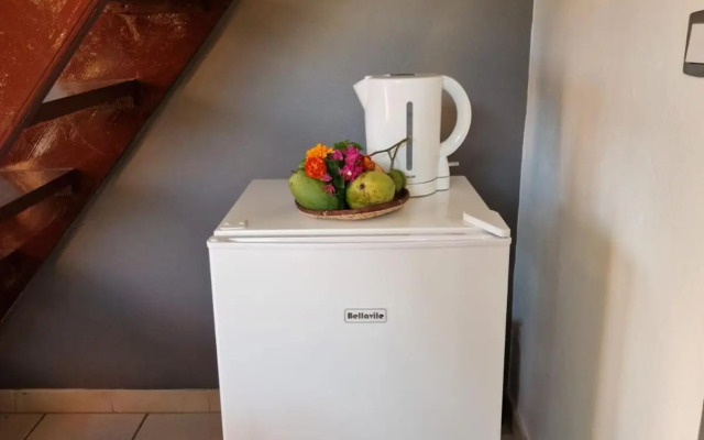 Studio rénové au coeur de Sainte Anne