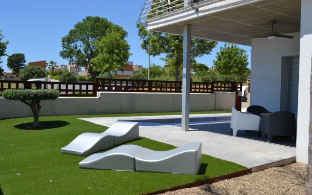 Villa Ardiaca TH 16