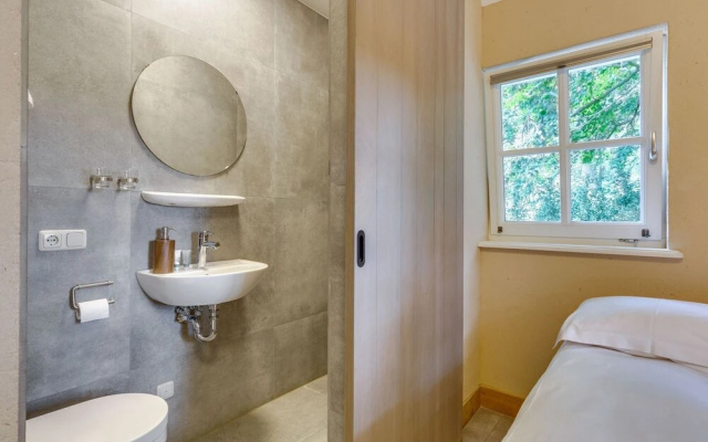 Attractively Renovated Farmhouse From Around 1700
