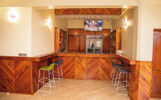 Skylark Hotel