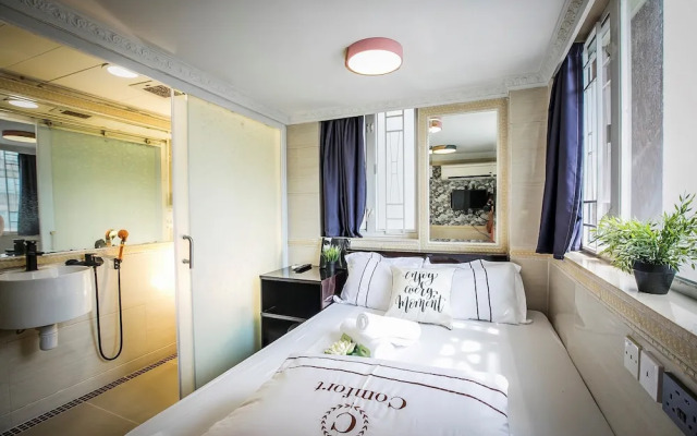 Tsim Sha Tsui Hotel