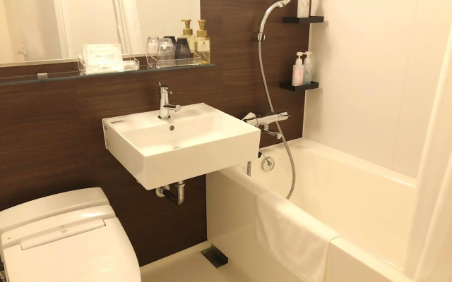 Smile Hotel Premium Osaka Hommachi