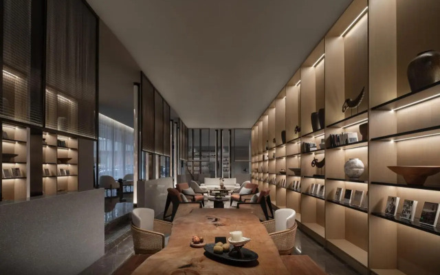 Home Inn Plus Shanghai Wujiaochang