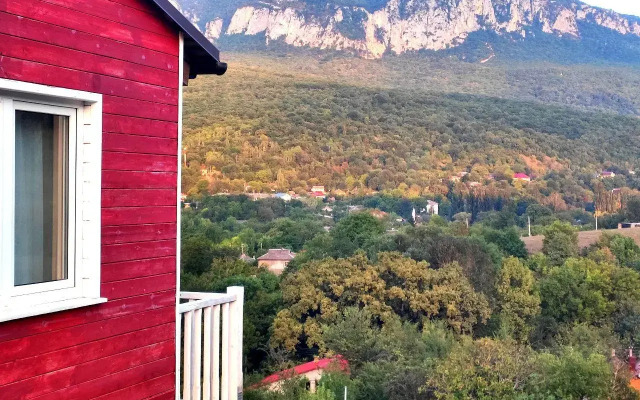 Дом с видом на горы