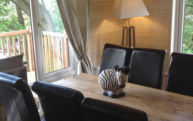 Cleveley Mere Luxury Waterside Lodges