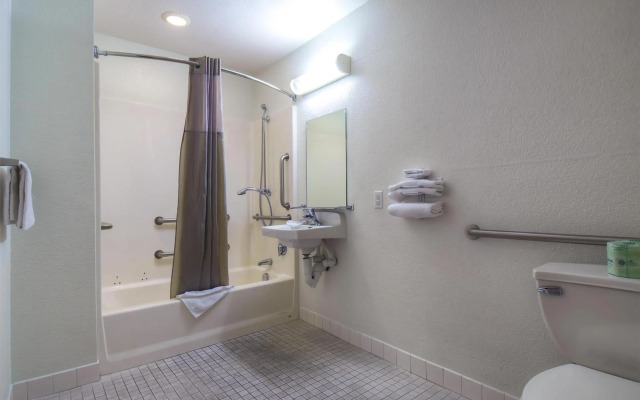 Motel 6 Las Vegas, NV - Boulder Highway