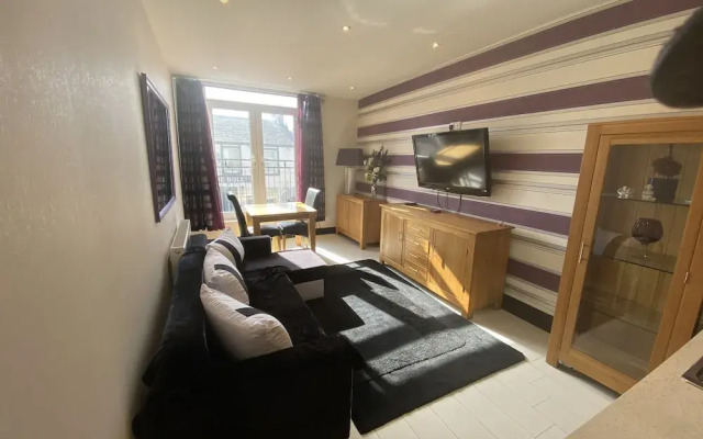 2 Bedroom Gray Apartment Blackpool