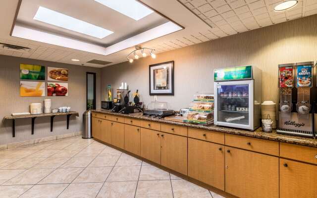 Quality Inn University