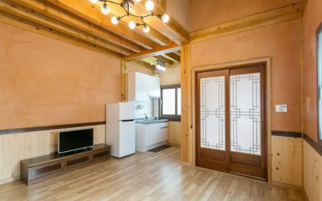 Gyeongju Hanok Kkotjam Pension