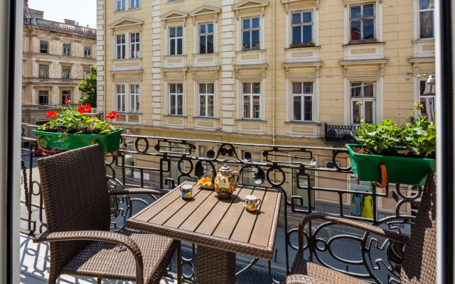 LeoApart near Rynok Square with 2 bedrooms