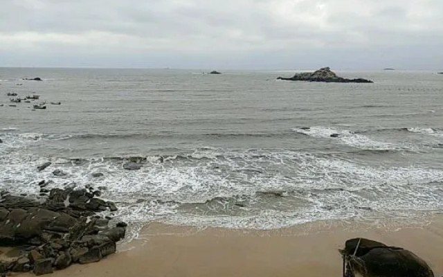 Meizhou Island Yuehai Building Seaview Homestay (Lianchi'ao Beach Branch)