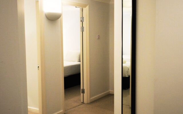Zen Apartments - Docklands