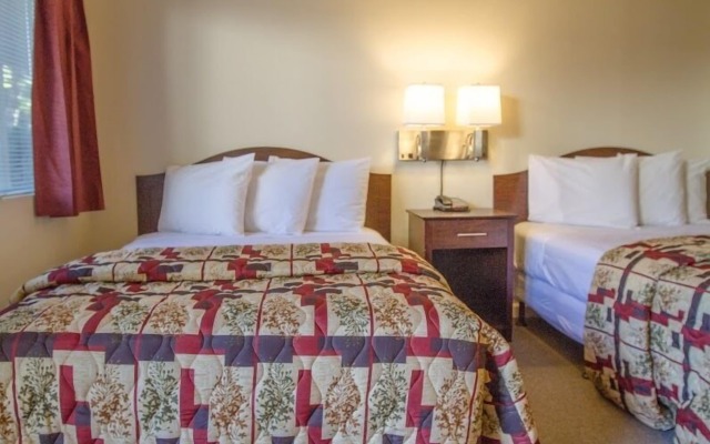 California Suites Hotel
