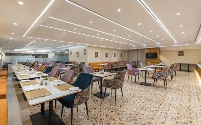 Clarks Inn Suites Agra