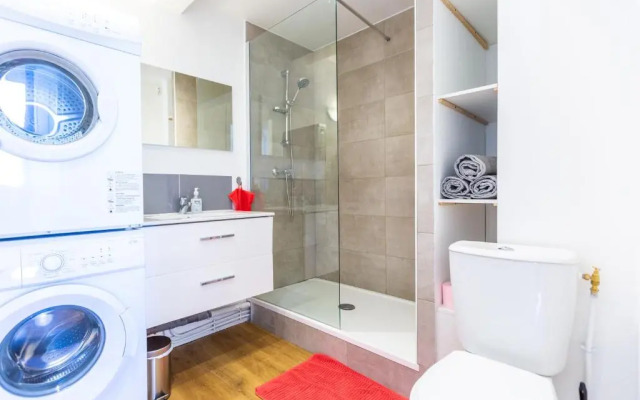 Superbe 100m2 - 2 Balcons - Proche Gare - Climatisé