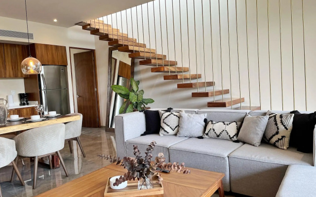 Mistiq Luxury Condo