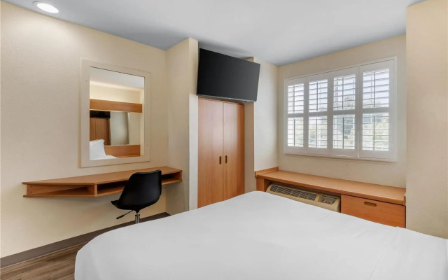 SureStay by Best Western Sacramento South Natomas