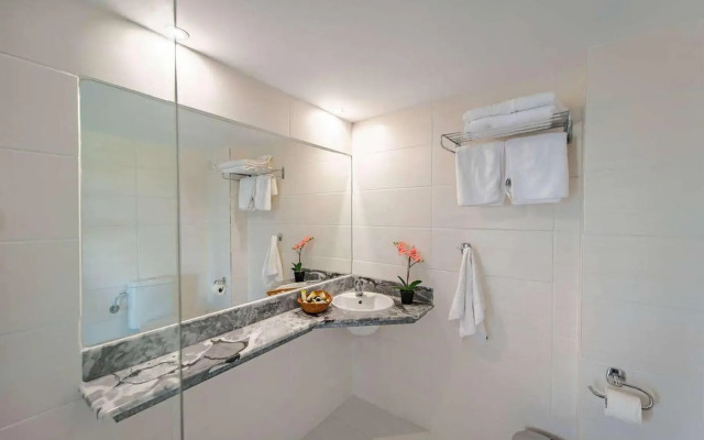 Evia Riviera Resort