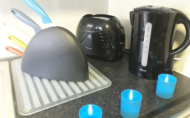 Dundee Serviced Apartment