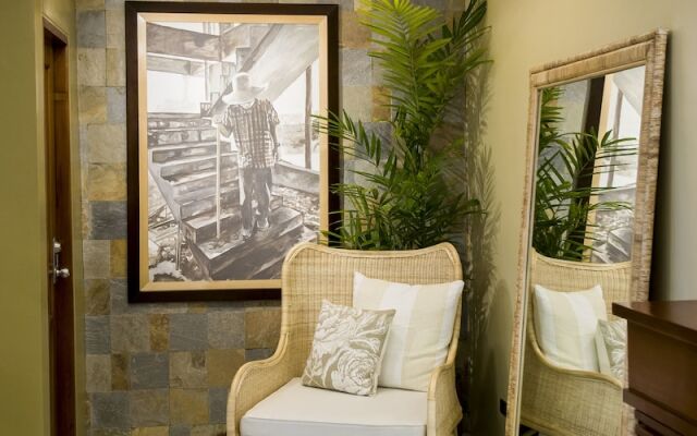 Hotel Herencia 625
