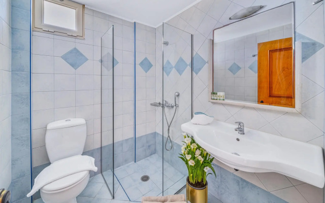 Socrates Hotel Malia Beach