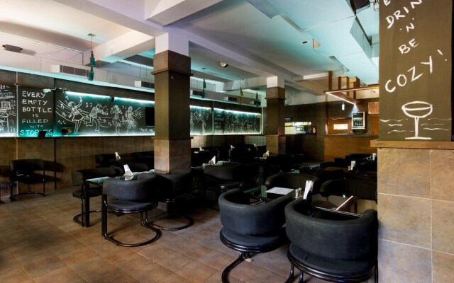 FabHotel Thaai Railway Station