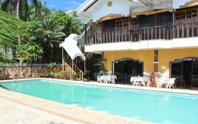 Villa Limpia Beach Resort