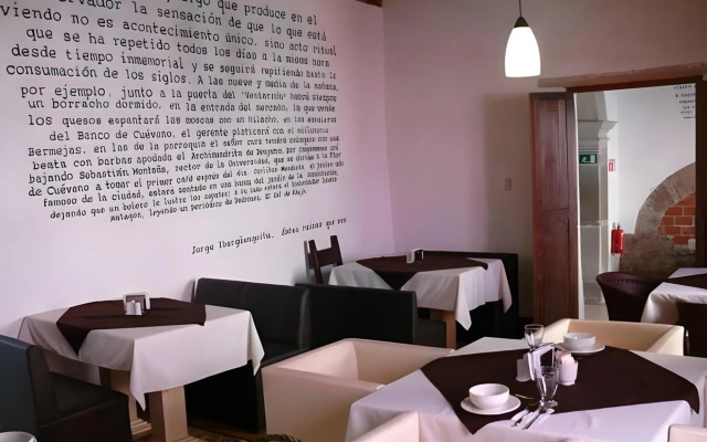 Hotel Mesón Cuévano