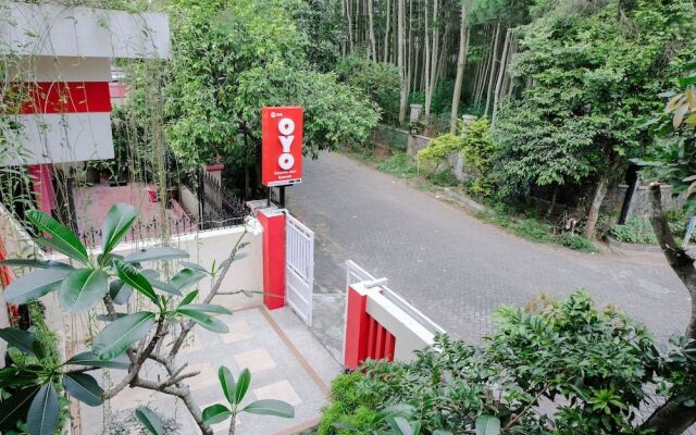 OYO 886 Omahku Asri Syariah