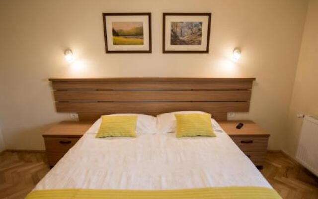 Vila Nicopole - art & wine