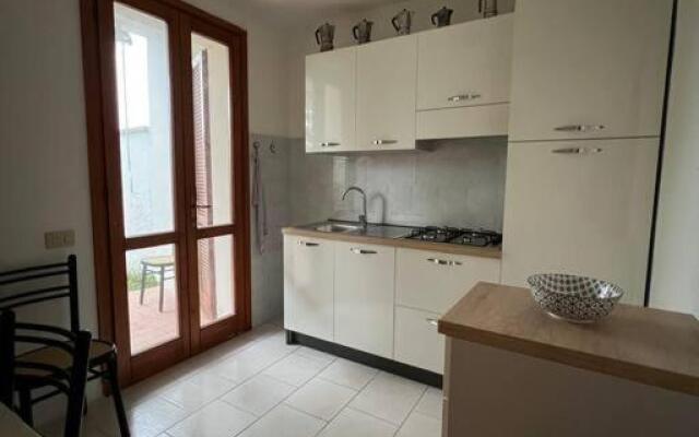 Entire home/flat 5min from Lake Garda