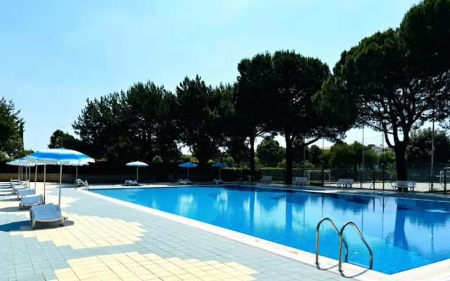 Apartment in Stunning Residence