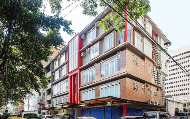 Oyo 241 Airo Hotel