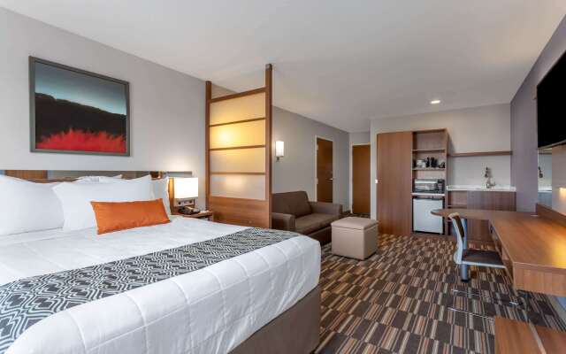 Microtel Inn & Suites by Wyndham Niagara Falls