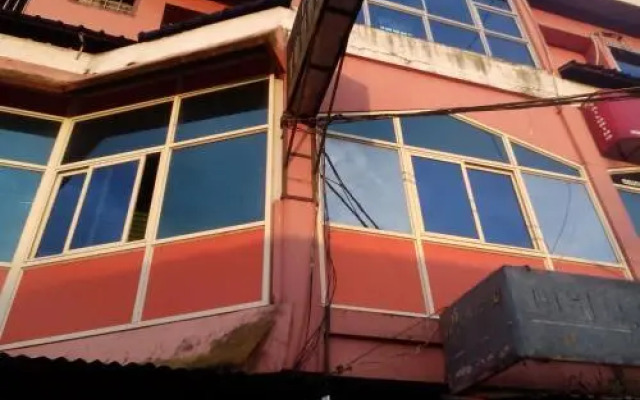 SPOT ON 68298 Prarthana Tourist Home