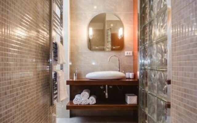 City Pads Apartment