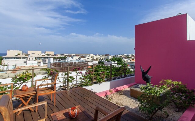 DC 2201 -  2 BEDROOM + NEAR BEACH + STEPS from 5th AV. - Apts