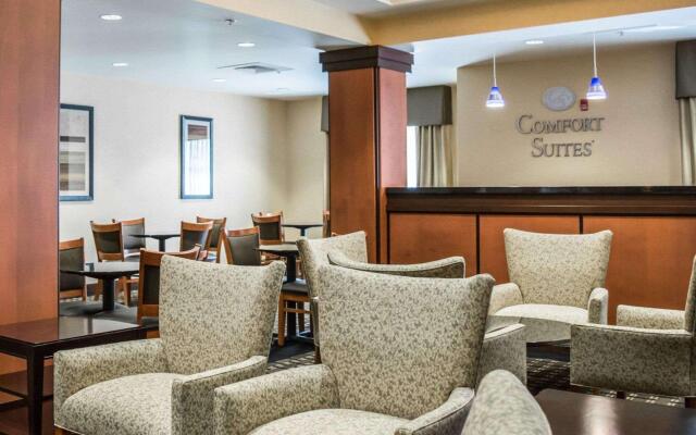 Comfort Suites Vero Beach I-95