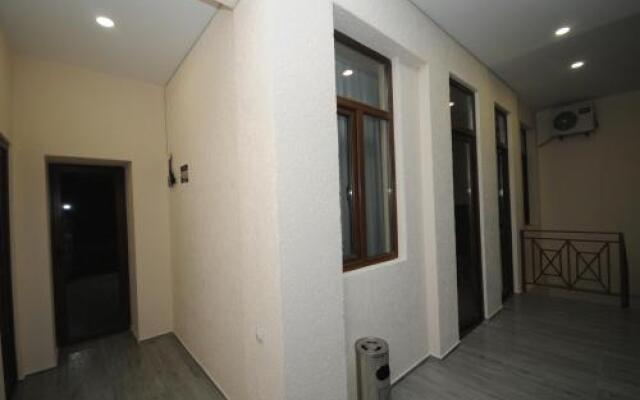 Hotel 9 Rooms-Avlabari