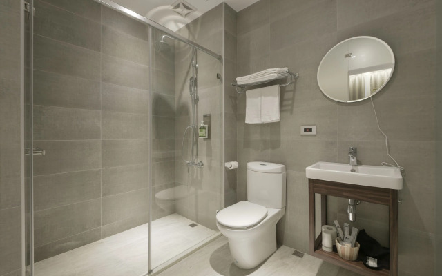 Hotel HSR Hesper - Taichung