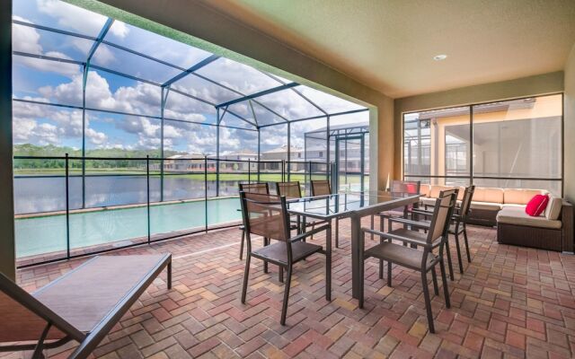 Windsor at Westside - 1639 Lima Avenue