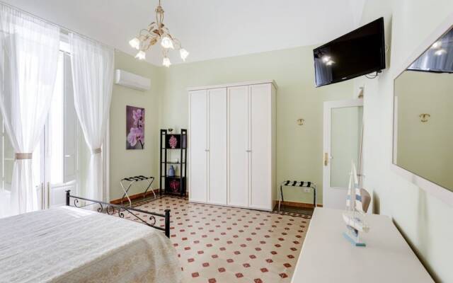 Catania Central Apartment with Terrace