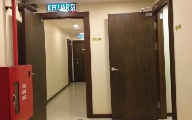 Transit Hotel